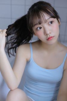 少女与狗